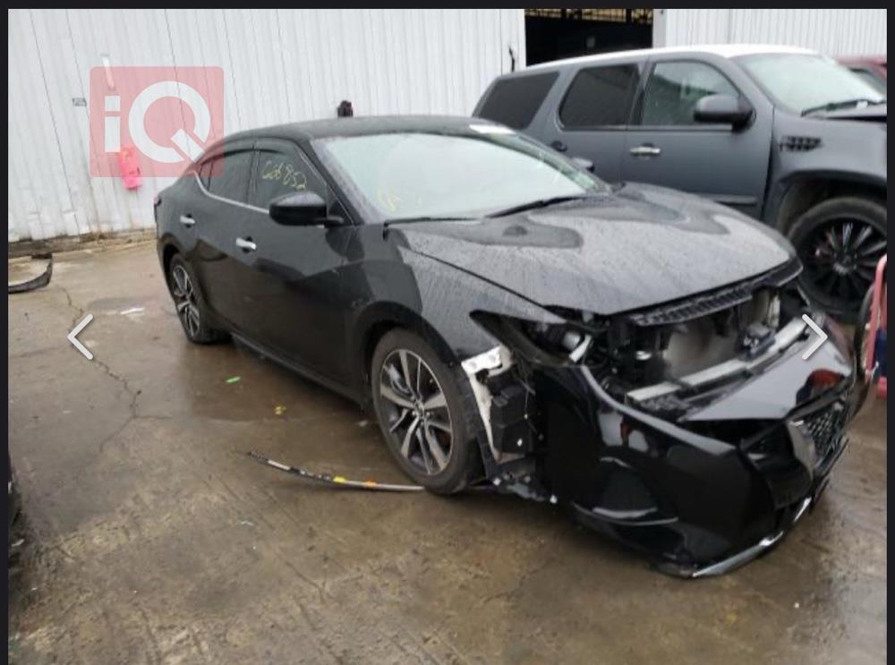 نیسان مەگزیما